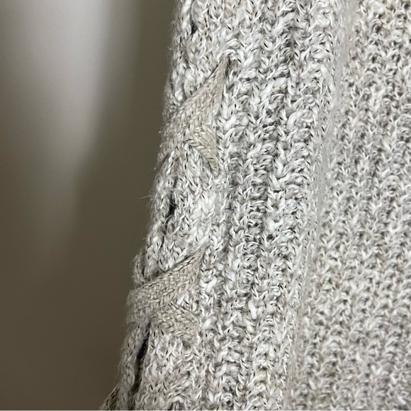 Lucky Brand Knit Oatmeal Sweater Size Large Boho Neutral Side Lace Casual - Picture 4 of 7